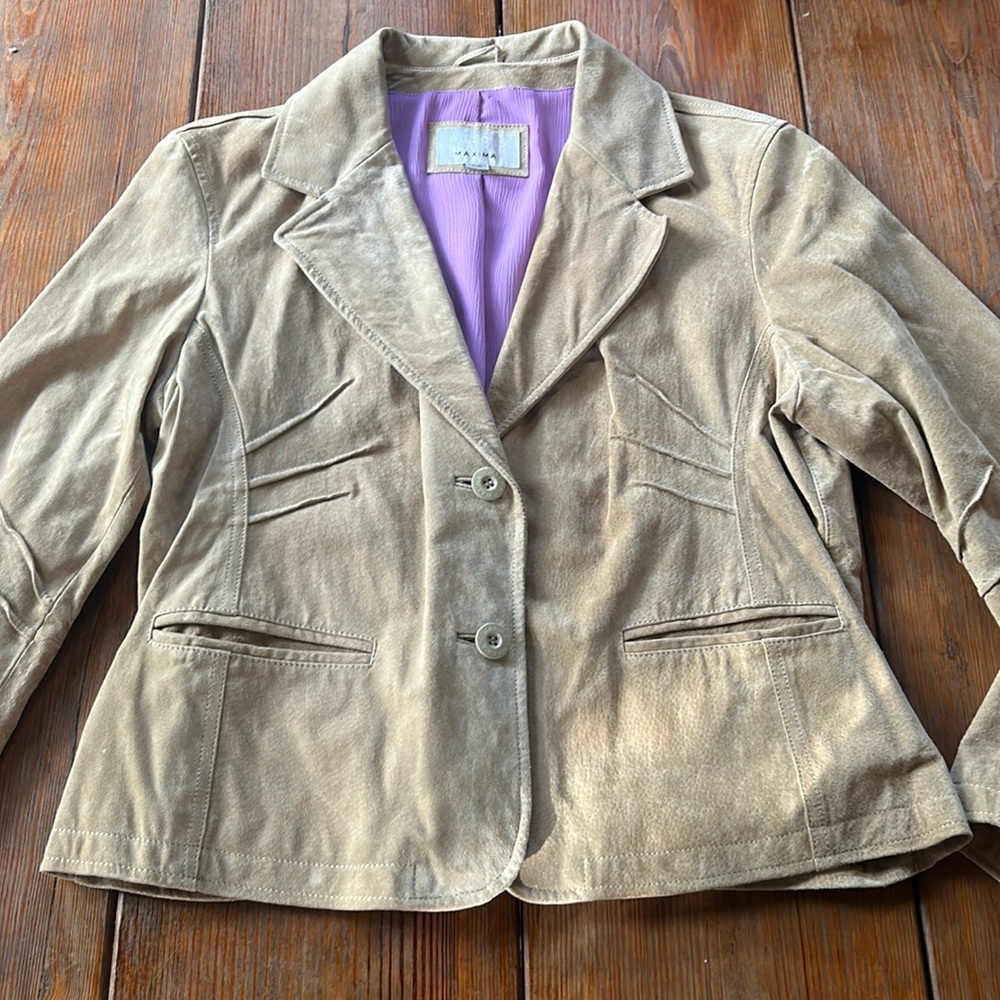Wilson’s leather maxima tan suede blazer jacket with lavender lining